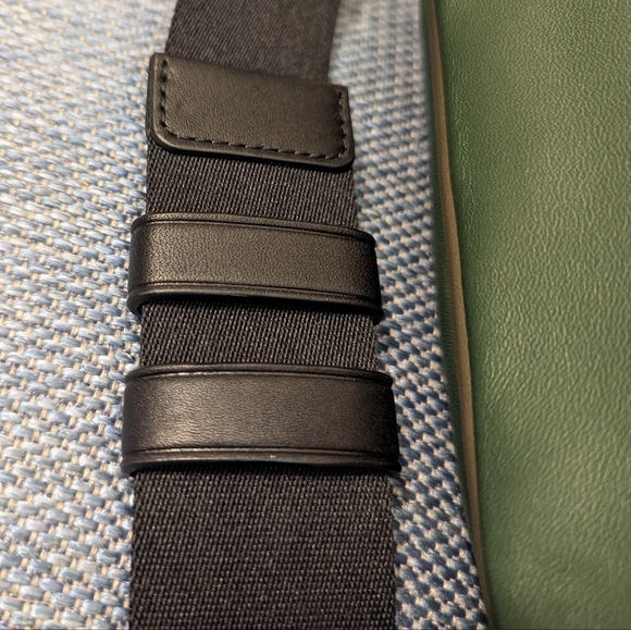 EUC Coach Leather Belt Bag - Picture 4 of 12